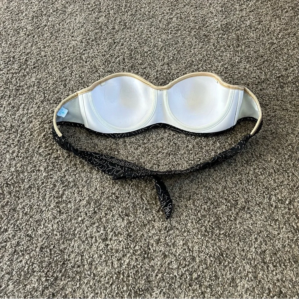 VENUS Black and White Patterned Bra - Picture 2 of 3